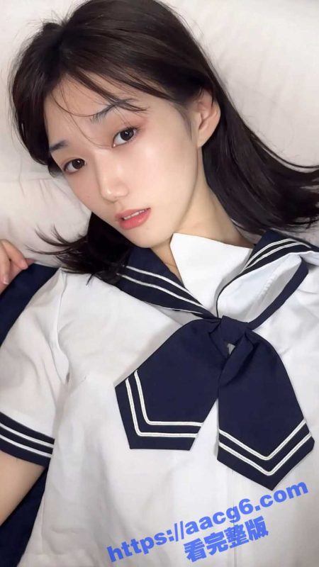 约炮18岁高颜值JK学生妹 表情呆萌一脸无辜 无毛嫩穴被插的淫水四溢 直接内射灌满骚穴-51吃瓜网