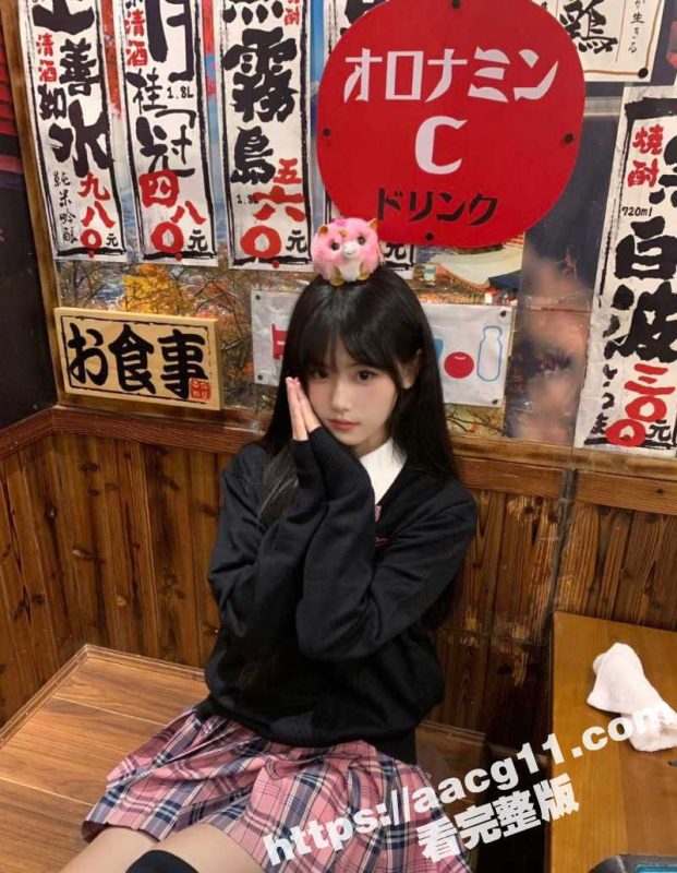 海角兄妹乱伦 大神爆操巨乳风骚表妹 口技一流叫声淫荡 浓精怒射紧窄蜜穴！-51吃瓜网