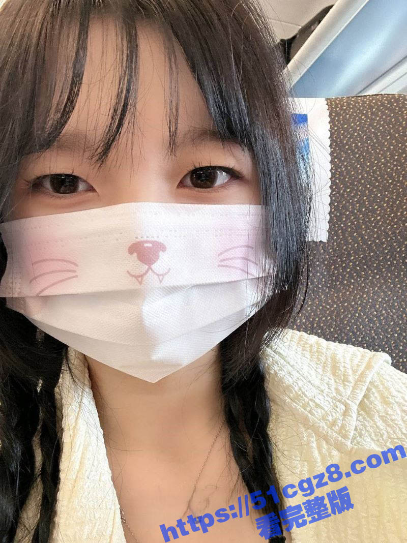 SM调教JK黑丝清纯妹子 一边被炮机抽插一边往逼上滴蜡 还要再加一根按摩棒一起捅! - 51吃瓜网-51吃瓜网