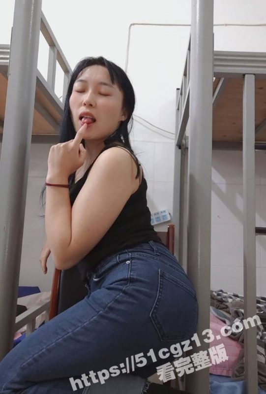 湖北已婚少妇网上发裸照撩骚 线下约炮被爆操爽到扇自己巴掌 露脸性爱视频被曝光-51吃瓜网