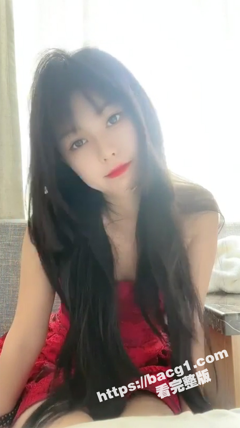 酒吧认识的小姐姐 红裙性感身材一流 高颜值长腿小骚货 回家后竟发来自慰视频! - 51吃瓜网-51吃瓜网