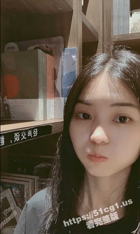 高中紧大学松社会是真黑啊！师范文科母狗老师 侯小薇 反差曝光！课堂可爱老师床上秒变淫荡狐狸精！-51吃瓜网